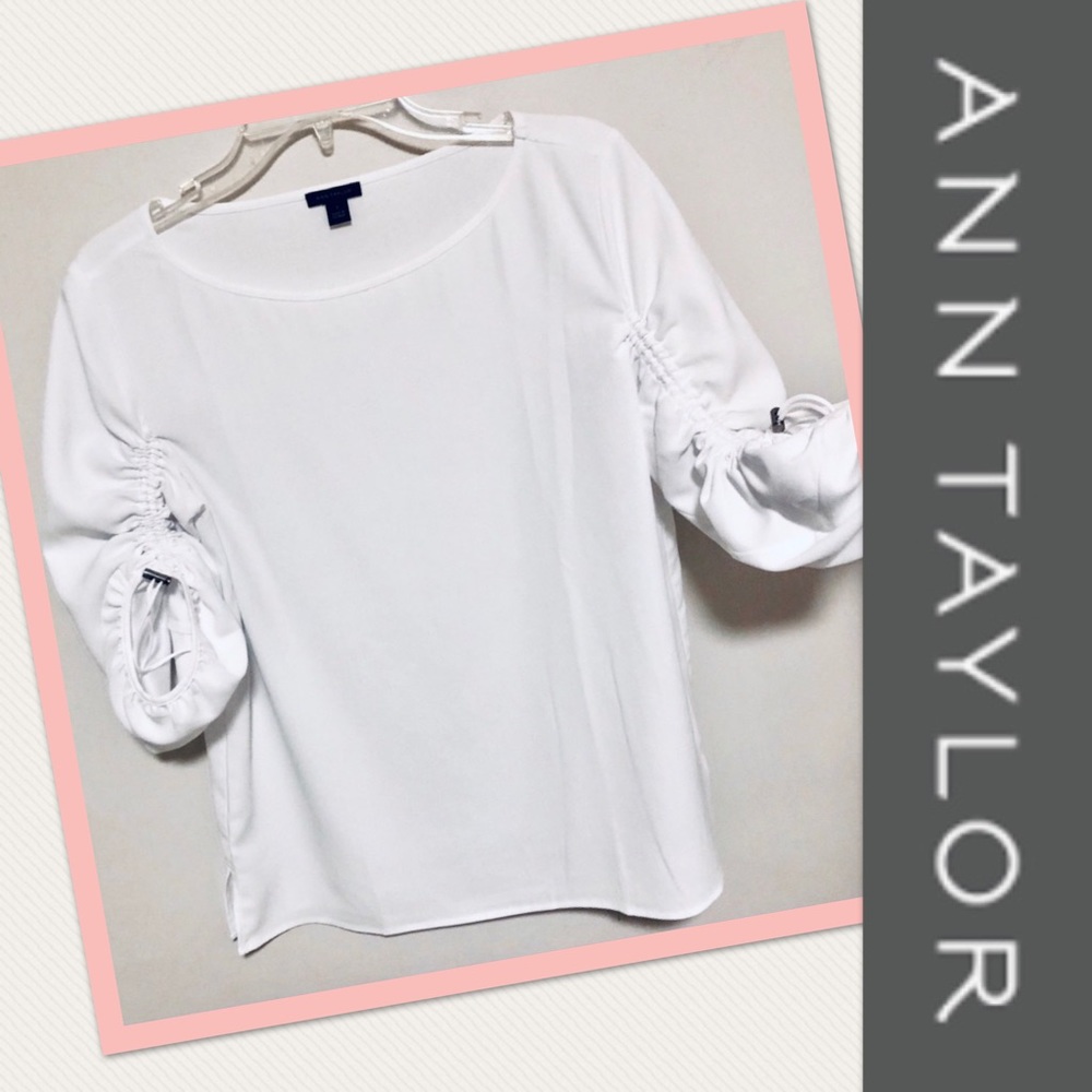 Ann Taylor roomy white pullover blouse barely worn